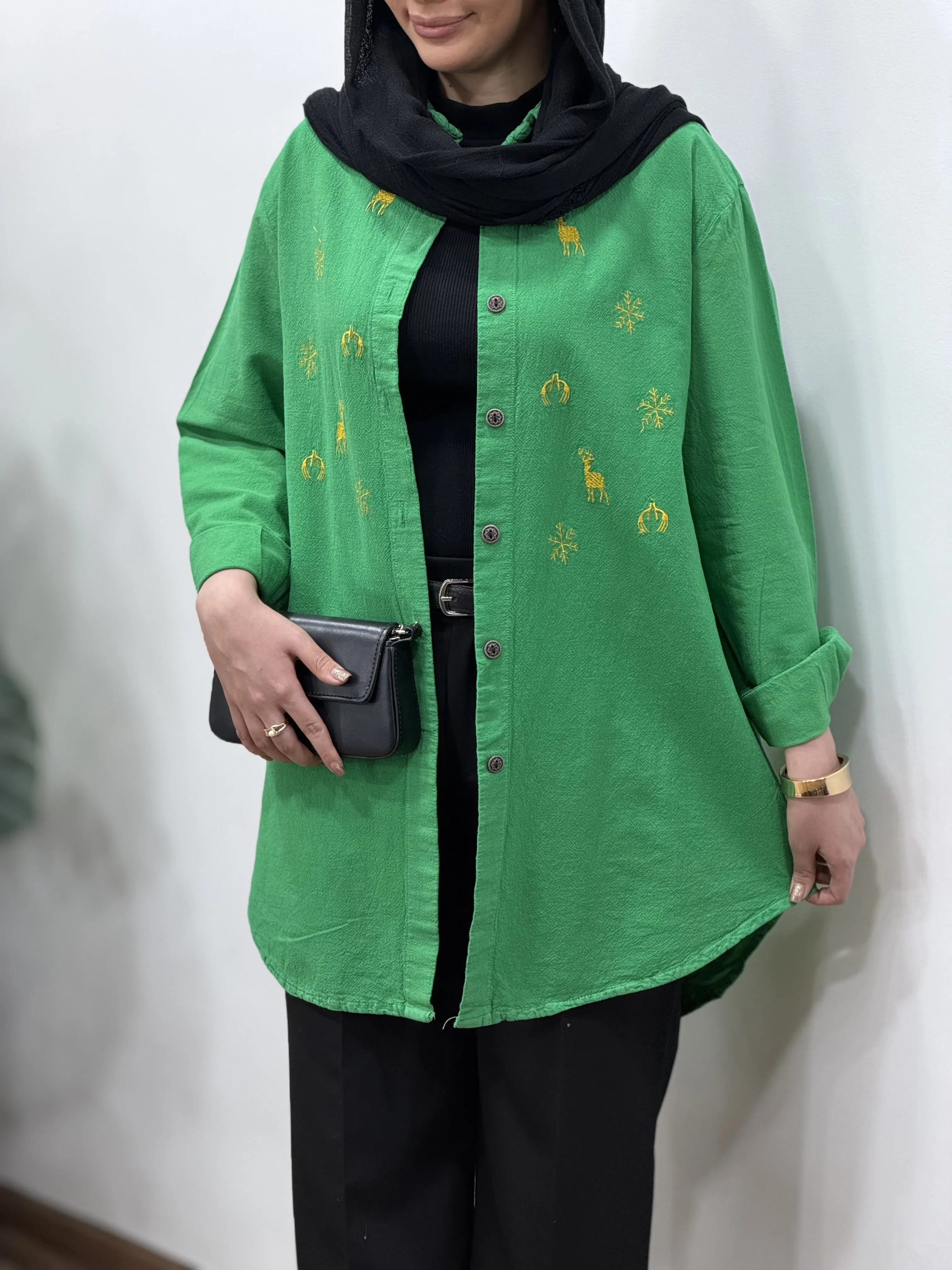 مانتو گلدوزی آوید (ایراد دار)